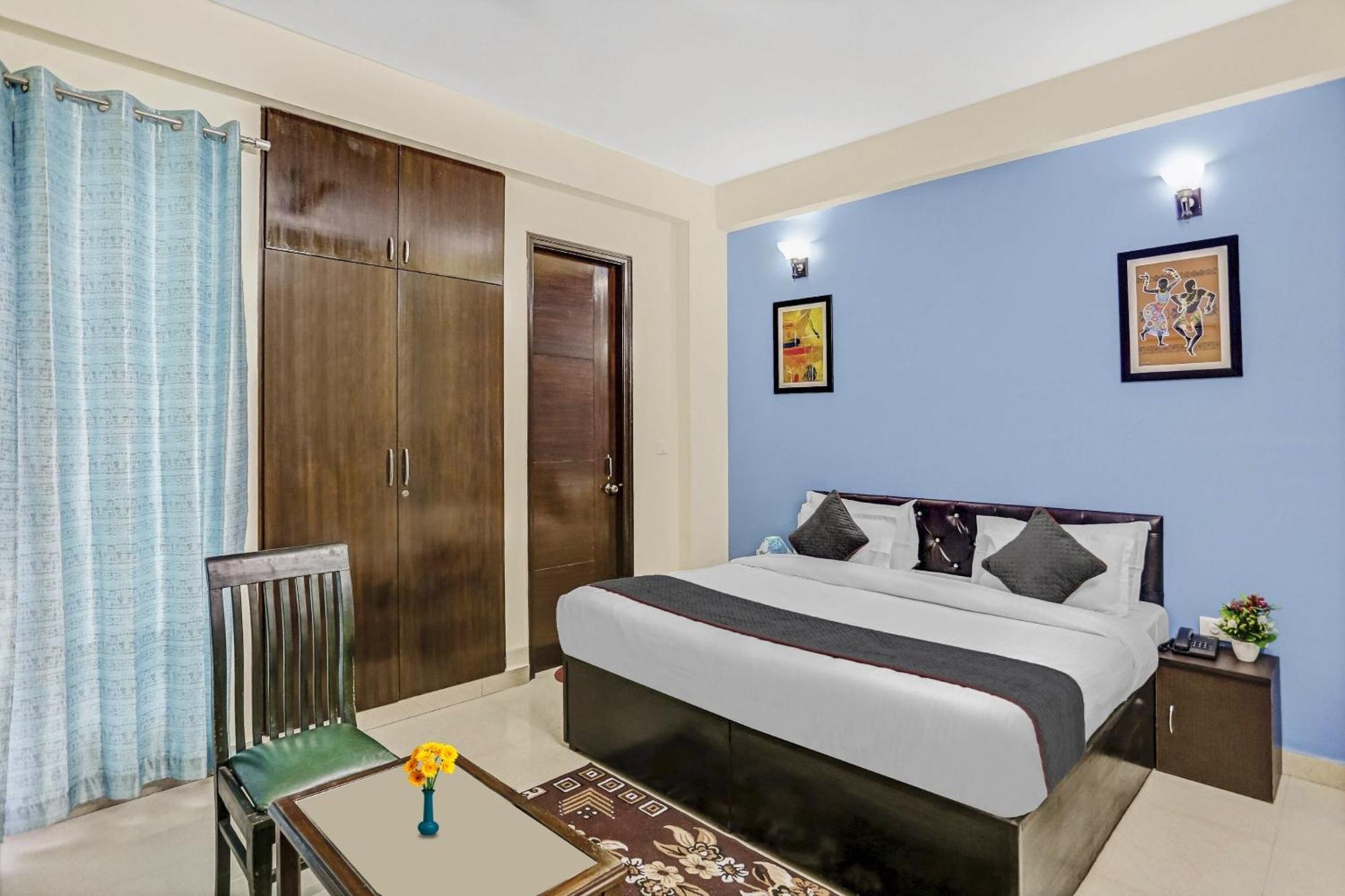 Townhouse Rumaisa Indirapuram ภายนอก รูปภาพ